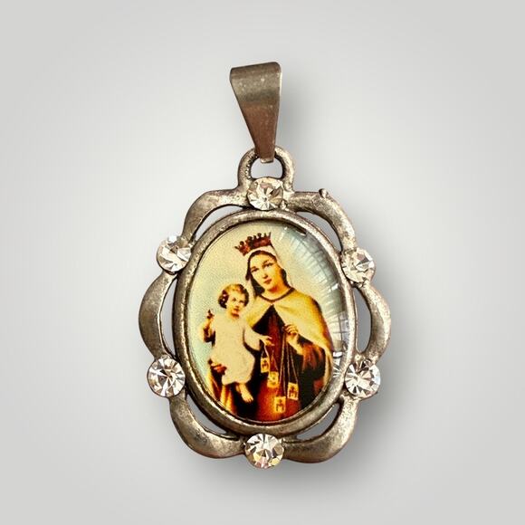 Sterling Silver 925 Pendant Our Lady of Mount Carmel Madonna - Picture 1 of 5